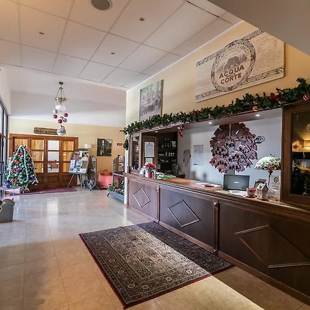 Hotel Faggio Rosso 3* Pescasseroli