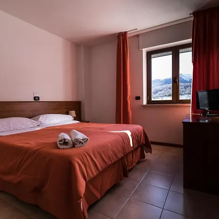Hotel Faggio Rosso 3* Pescasseroli
