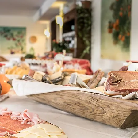 Faggio Rosso Hotel